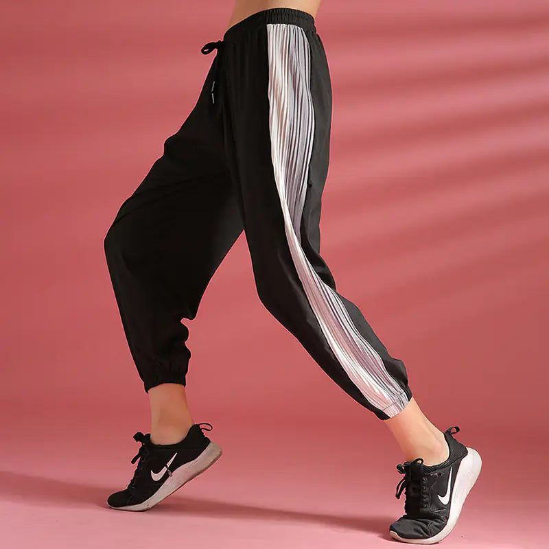 Women’s Color-Block Ruffled Sports Pants – Breathable Loose-Fit Yoga & Running Joggers with Elastic Ankle Cuffs
